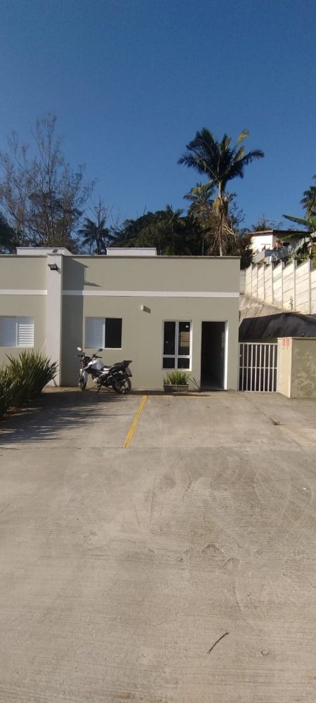 Casa em Condomnio - Venda - Pereira Barreto - Ribeiro Pires - SP