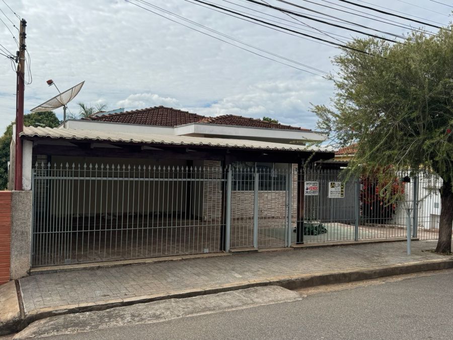 Casa - Venda - Vila Loyola - So Joo da Boa Vista - SP